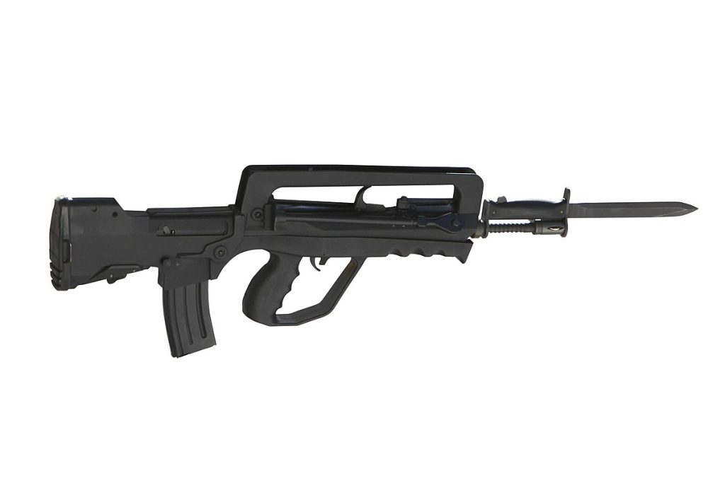 famas airsoft cybergun